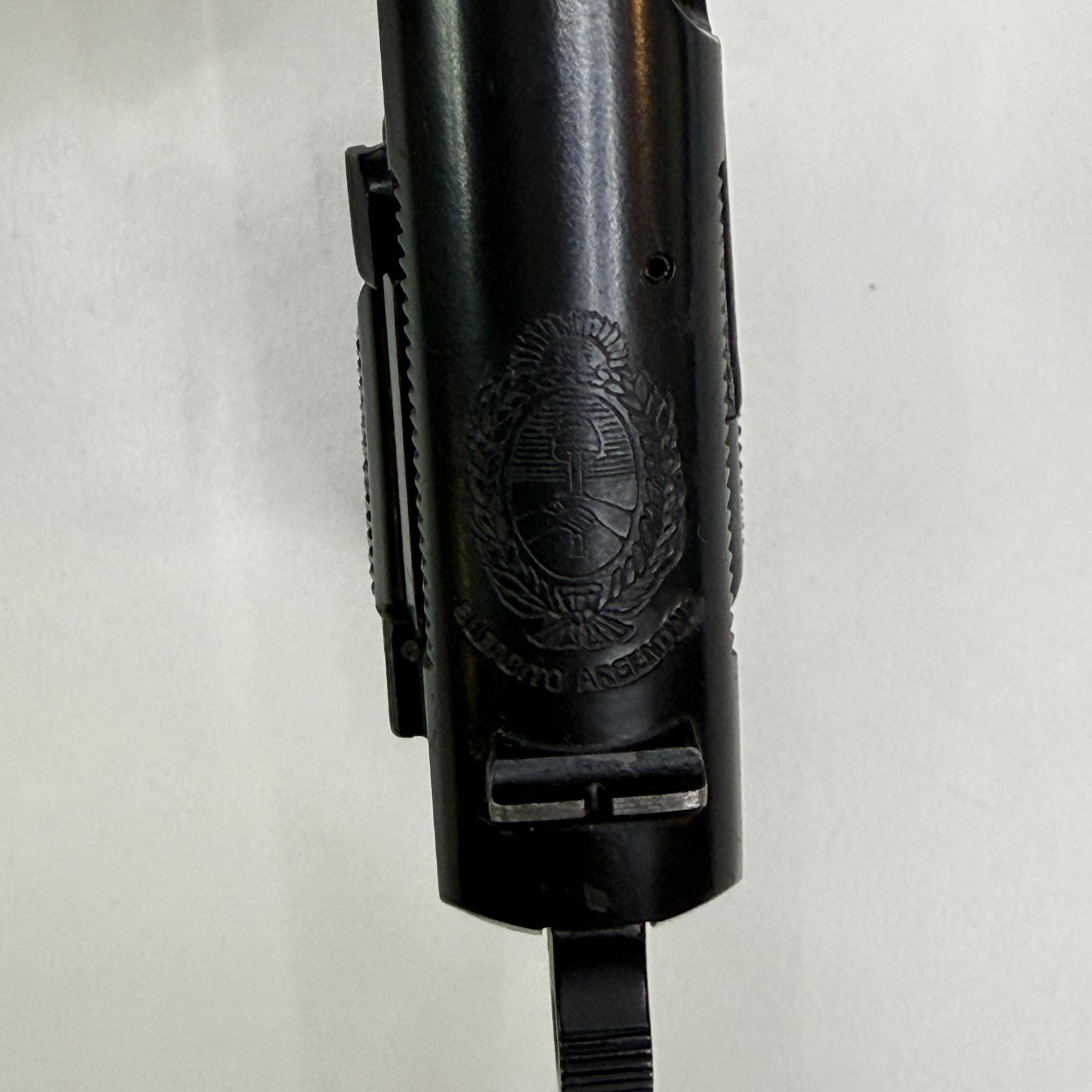 PISTOLA FN HI- POWER ID 219 - vista 2